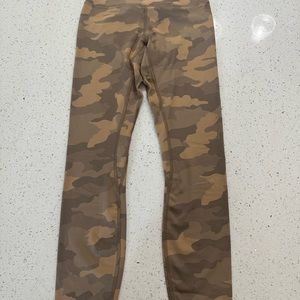 Lululemon Align 23” leggings.